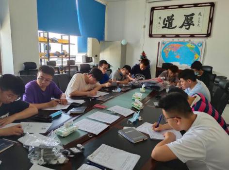 天津机电职业技术学院学生到般德阀门天津厂实习! 天津机电职业技术学院学生到般德阀门天津厂实习!