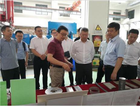 参观省部共建有色金属先进加工与再利用国家重点实验室 参观省部共建有色金属先进加工与再利用国家重点实验室