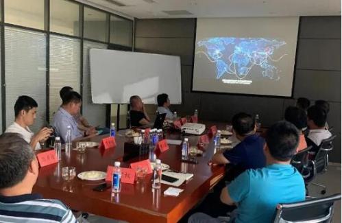 北阀总厂高层领导一行在江苏圣泰阀门有限公司观看宣传片 北阀总厂高层领导一行在江苏圣泰阀门有限公司观看宣传片