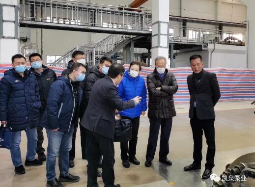 领导及专家代表见证审查样机试验、研发技术资料,考察生产与试验现场。 领导及专家代表见证审查样机试验、研发技术资料,考察生产与试验现场。