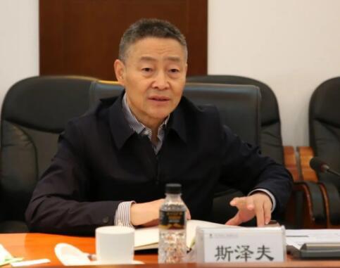 斯泽夫带队到哈电电机公司调研指导科技创新工作 斯泽夫带队到哈电电机公司调研指导科技创新工作