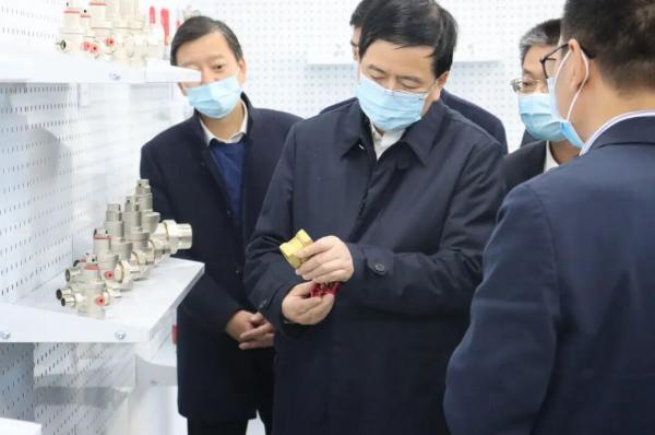 浙江省委常委、组织部长黄建发调研玉环水暖阀门产业创新服务综合体 浙江省委常委、组织部长黄建发调研玉环水暖阀门产业创新服务综合体