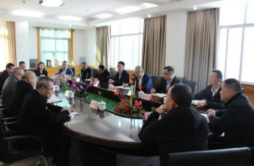 苍南县副县长吴锡雕一行来苍南仪表集团走访调研 苍南县副县长吴锡雕一行来苍南仪表集团走访调研