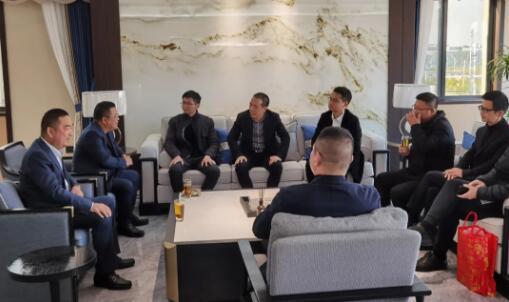 龙湾区空港管委会领导率队莅临良工阀门走访慰问 龙湾区空港管委会领导率队莅临良工阀门走访慰问