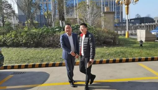 龙湾区空港管委会领导率队莅临良工阀门走访慰问 龙湾区空港管委会领导率队莅临良工阀门走访慰问