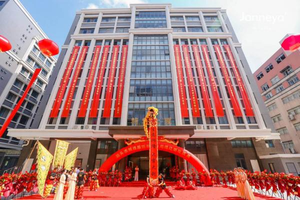 1621214223493840.jpg 1621214223493840.jpg