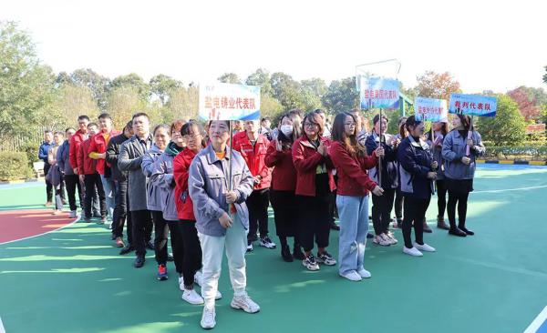 盐电阀门:开展职工体育运动 弘扬盐电拼搏精神 盐电阀门:开展职工体育运动 弘扬盐电拼搏精神