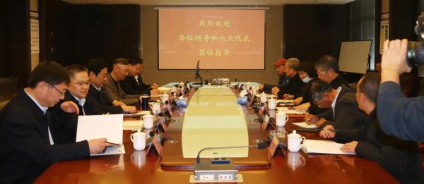 在通江苏省人大代表莅临江苏神通阀门公司考察调研 在通江苏省人大代表莅临江苏神通阀门公司考察调研