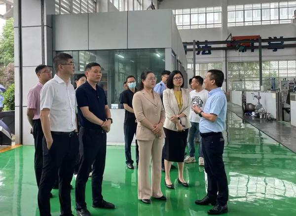 温州市市监局局长王丹赴浙江省泵阀中心调研工作 温州市市监局局长王丹赴浙江省泵阀中心调研工作