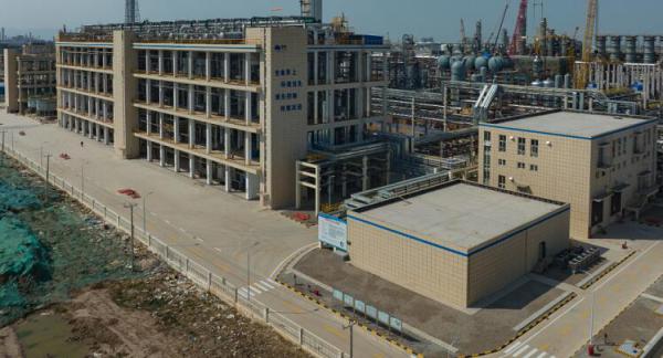 哈电阀门为用户18万吨/年环氧树脂项目提供阀门现场 哈电阀门为用户18万吨/年环氧树脂项目提供阀门现场