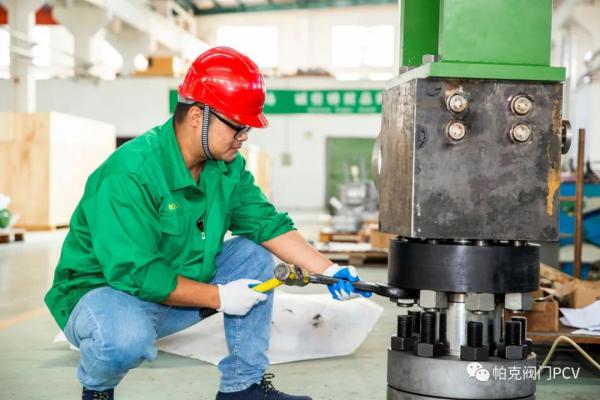 高压圈尿素级高压调节阀发货!帕克阀门与华鲁恒生再度合作 高压圈尿素级高压调节阀发货!帕克阀门与华鲁恒生再度合作