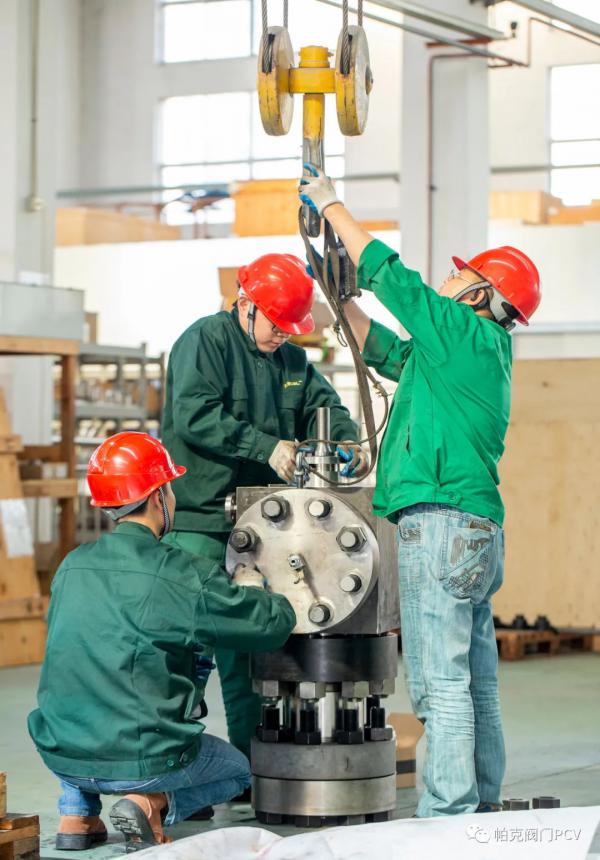 高压圈尿素级高压调节阀发货!帕克阀门与华鲁恒生再度合作 高压圈尿素级高压调节阀发货!帕克阀门与华鲁恒生再度合作