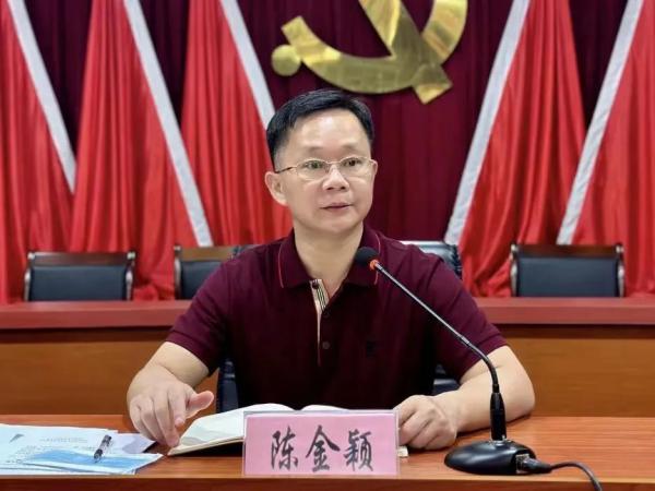 Ӣ򣺽跧ˮůԡ ˡӢ