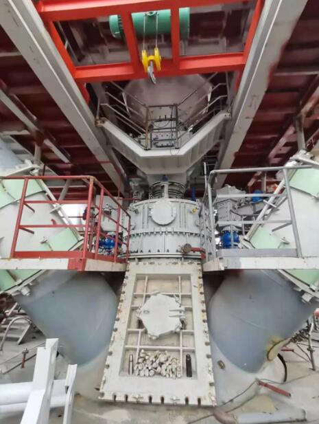 (富氢碳循环氧气高炉炉顶装料设备) (富氢碳循环氧气高炉炉顶装料设备)