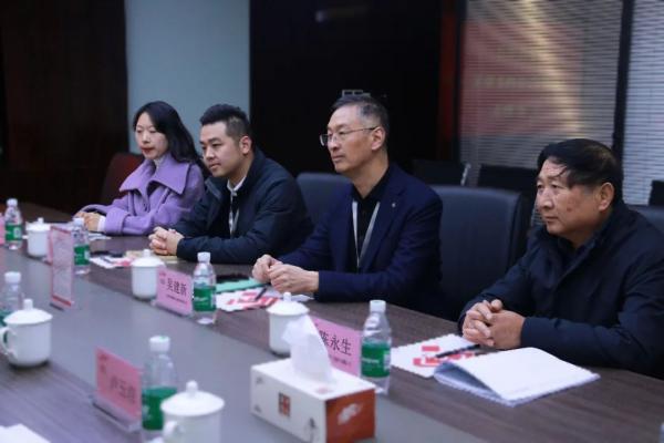 小阀门里有大“神通”—记江苏神通阀门股份有限公司总裁吴建新 小阀门里有大“神通”—记江苏神通阀门股份有限公司总裁吴建新