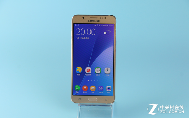 升级金属边框 三星Galaxy J7(2016)评测