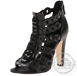 铁打的周星驰,流水的“星女郎”,Tahari带你找寻“三代星女郎”