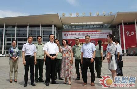 三一消防车亮相中国消防博览会