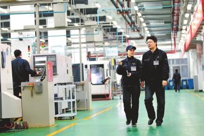 国产大飞机有咱河南人功劳 32岁李大功“圆梦”