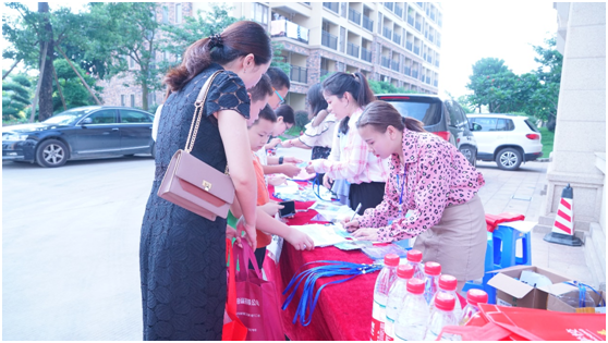 1565680676304981.png image.png